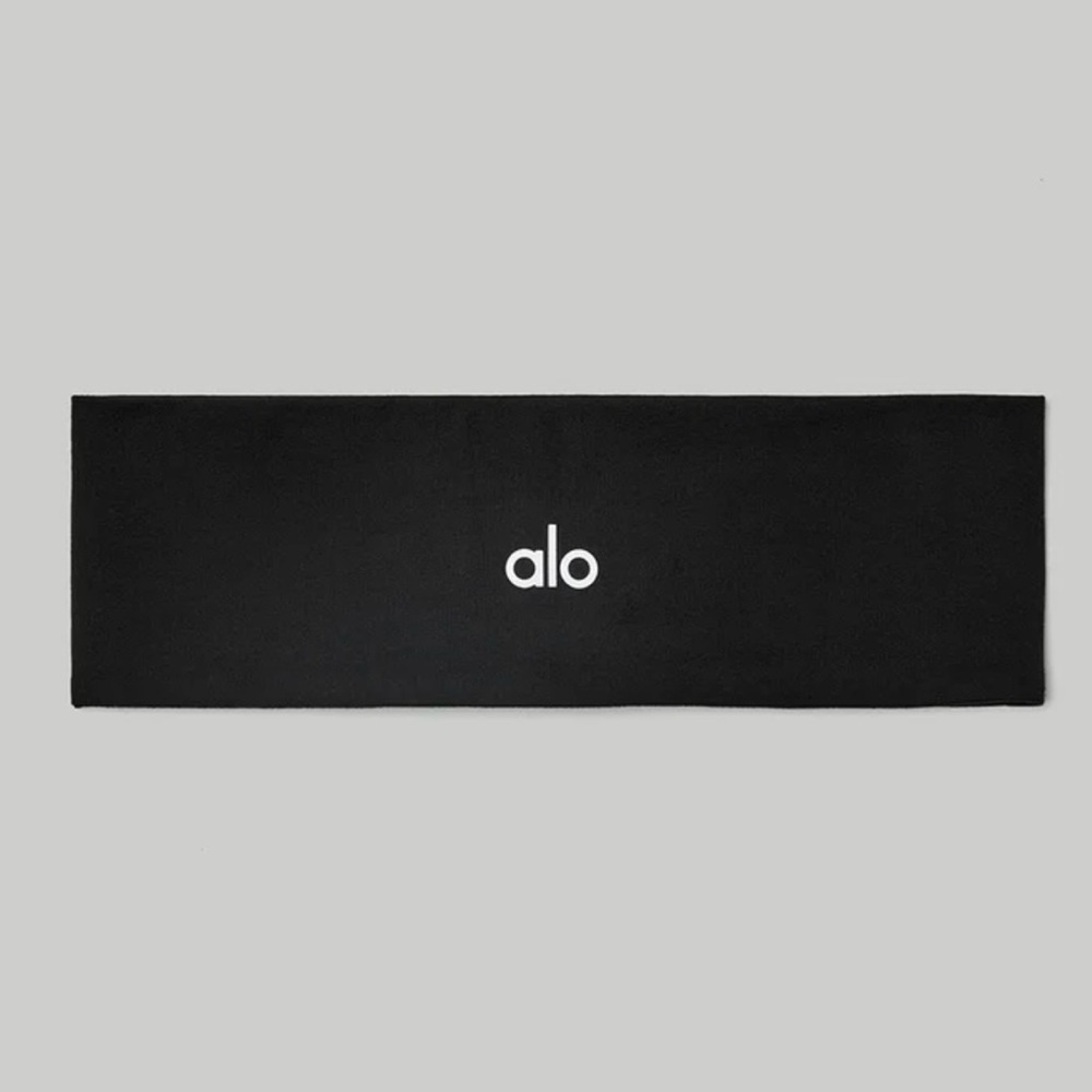 New ALO Yoga Performance Conquer Headband
